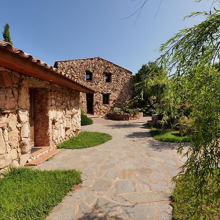 פיגארי Domaine Pozzo Di Mastri Hotel & Spa מראה חיצוני תמונה
