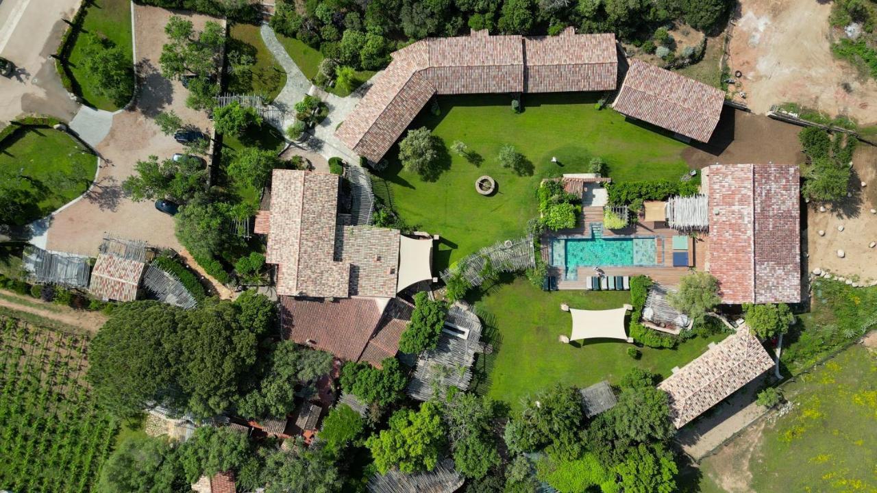 פיגארי Domaine Pozzo Di Mastri Hotel & Spa מראה חיצוני תמונה