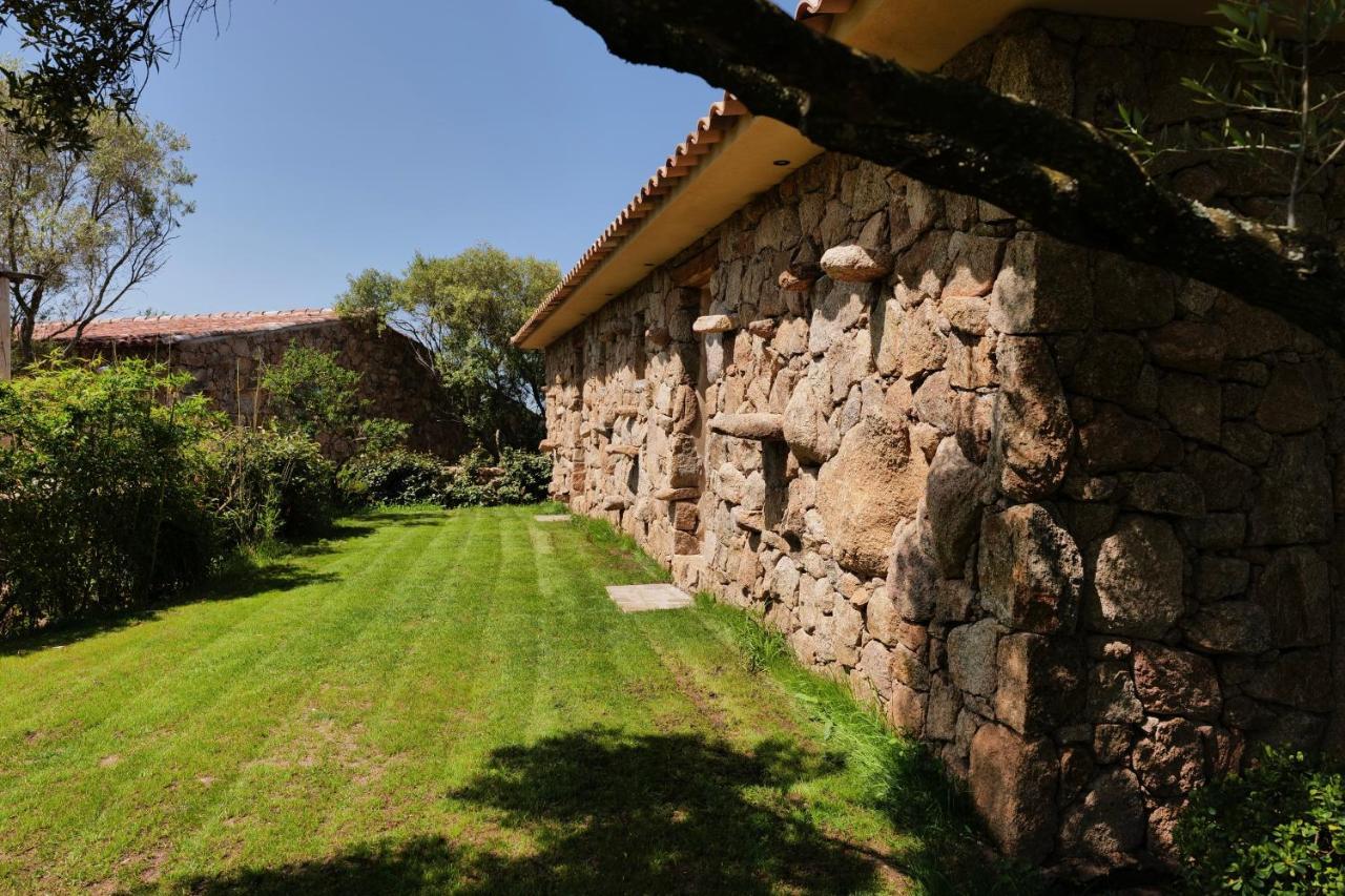 פיגארי Domaine Pozzo Di Mastri Hotel & Spa מראה חיצוני תמונה