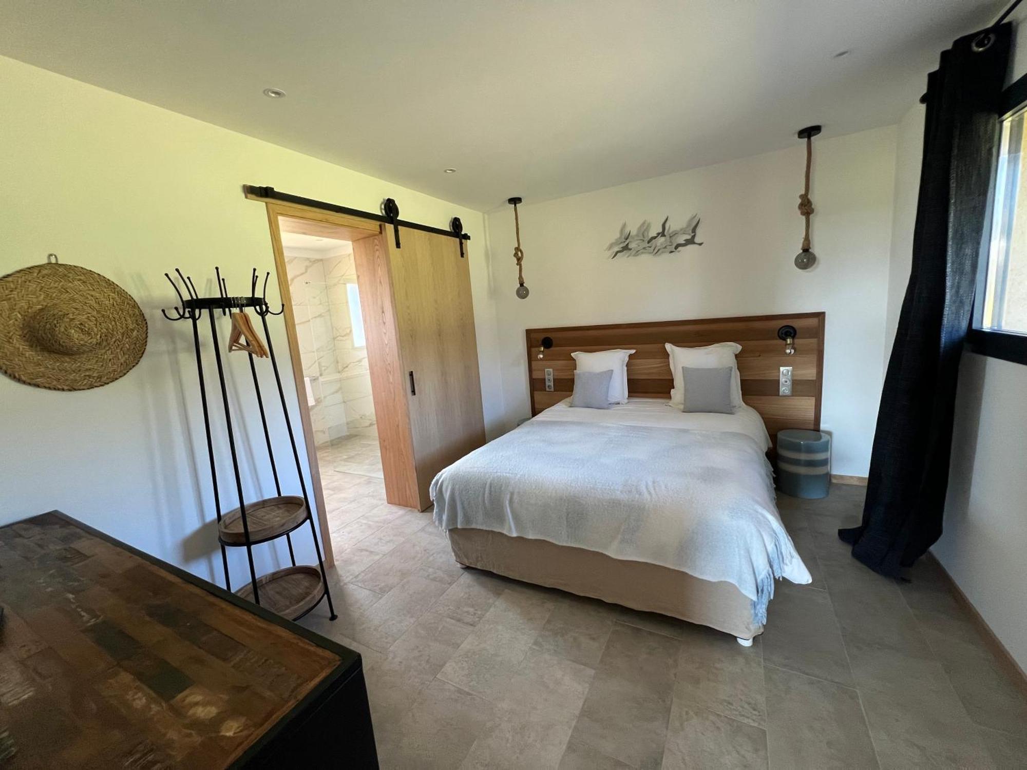 פיגארי Domaine Pozzo Di Mastri Hotel & Spa מראה חיצוני תמונה